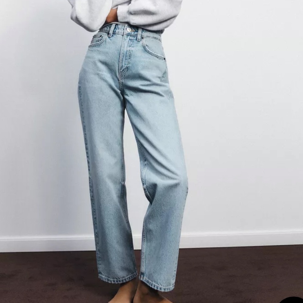 High waisted mom fit jeans